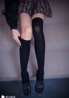 驱魔少女夏洛特_BD英语BD在线观看