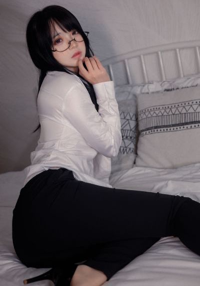 美女露出让男生揉动漫_BD英语手机在线观看