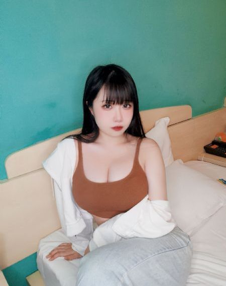 年轻秘书_BD国语在线播放