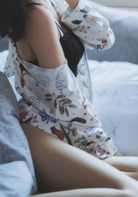 安吉丽娜无删减在线视频播放_720韩国电影在线观看