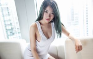 雅典娜最后嫁给了谁_BD英语BD在线观看