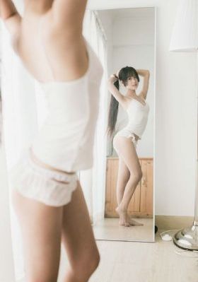 孙安可缉魂三点片段_BD英语在线观看视频
