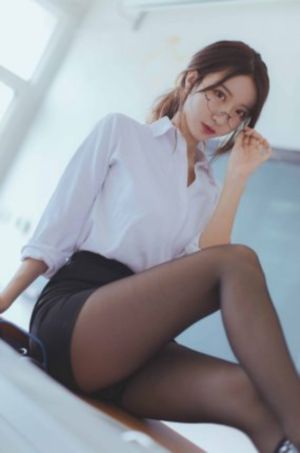 老师的小兔子真好听_4K在线播放