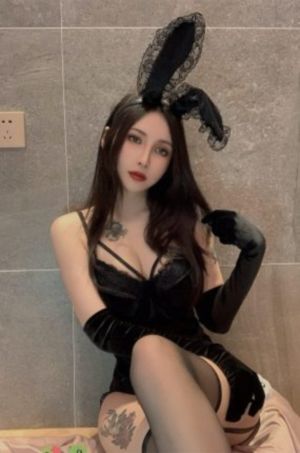 八尺大人快乐巡游异形怪奇第1集_BD韩语在线观看