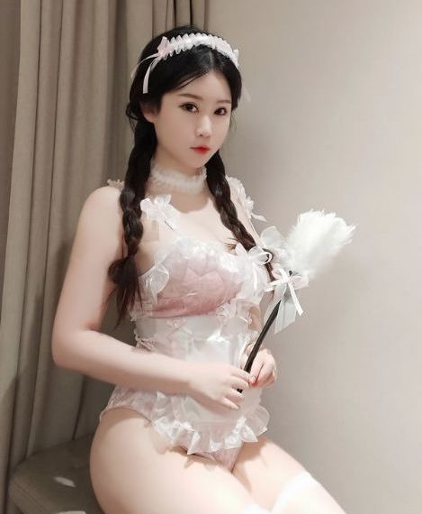 我美艳丰满的妈咪_BD国语高清免费观看
