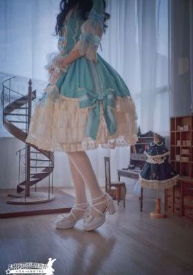 隔壁姐妹们_BD英语电视剧在线观看
